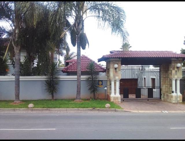 4 BEDROOM PROPERTY TO RENT IN SUNDOWNER